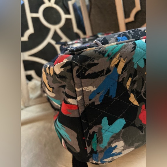 Vera Bradley backpack with no noticeable wear. Excellent condition. - Picture 14 of 14